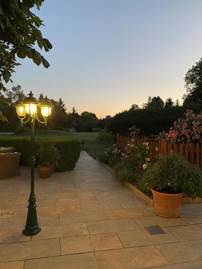 Hotel Dienstl Gut Launsdorf Екстер'єр фото